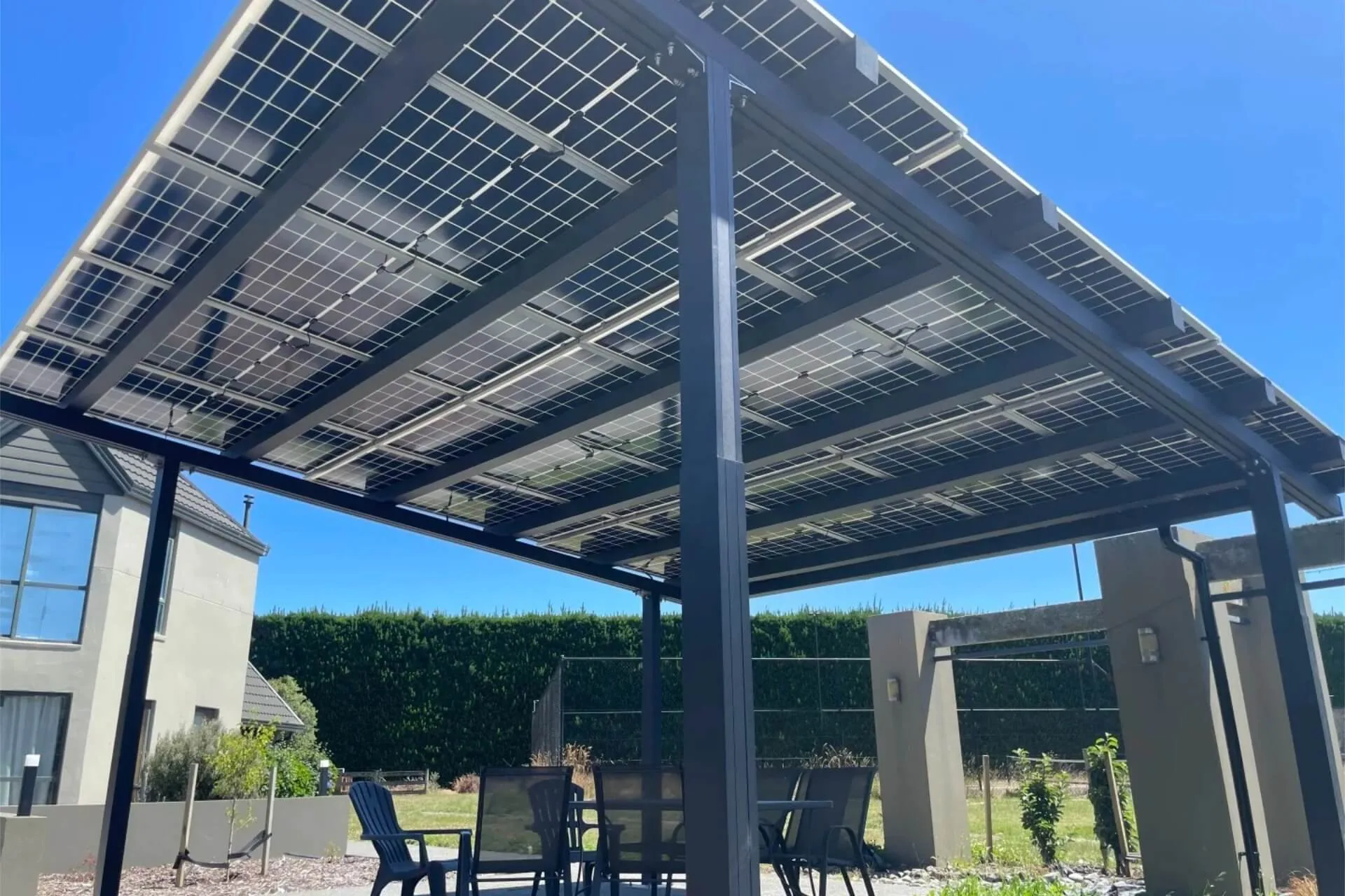 solar ready aluminum carports pv integration & ev charging guide for commercial projects (1)